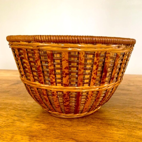 Vintage Split Tortoise Shell Bamboo & Wicker Basket - Picture 1 of 4
